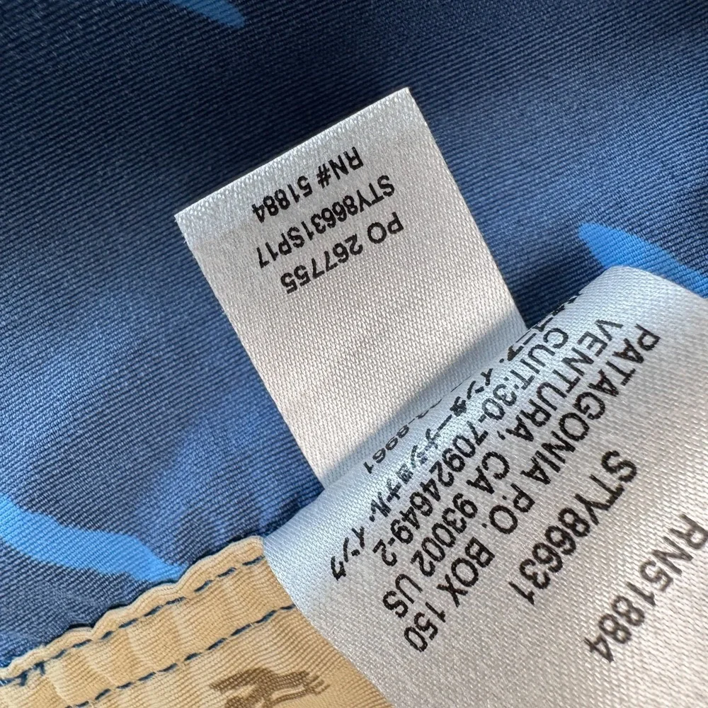 Patagonia Wavefarer Board Shorts Mens 36 Blue Floral Hibiscus Swim Trunks Surf